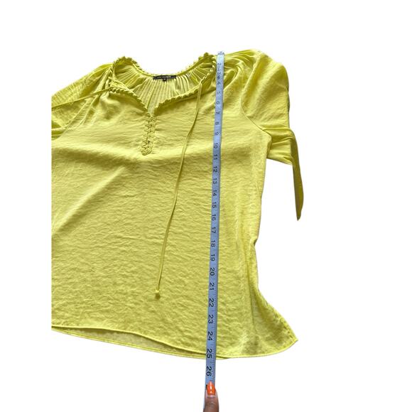 Kobi Halperin Neon Yellow Office Work Satin Farryn Tie Neck Blouse Size Medium - Picture 11 of 11